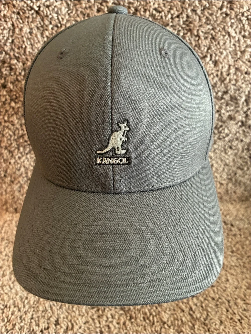 Kangol Charcoal Gray Kangaroo Logo Fitted Flexfit Cap